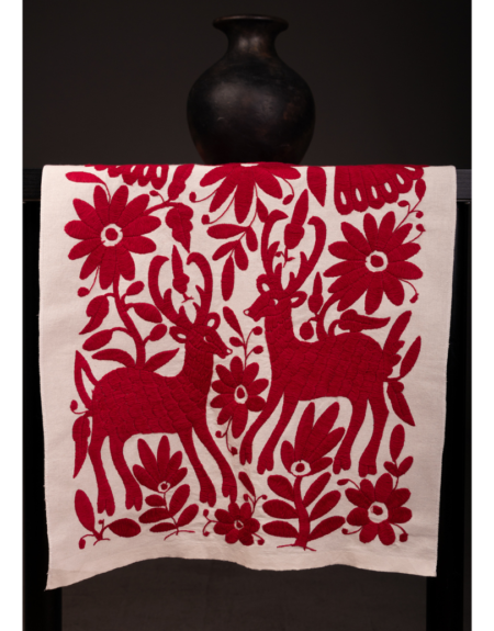 camino de mesa artesanal mexicano