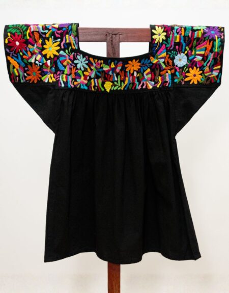 Blusa Negra Artesanal