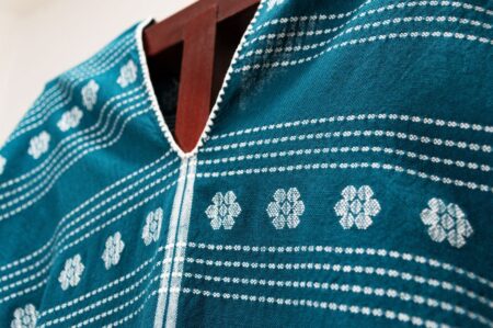 Huipil Color Petróleo