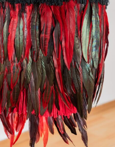 Rebozo Rojo con Plumas