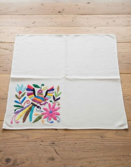 Servilleta Bordada con un pájaro