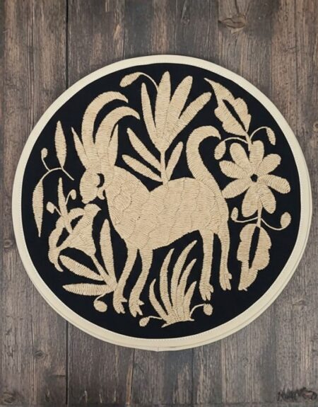 Tortillero con Bordado Dorado