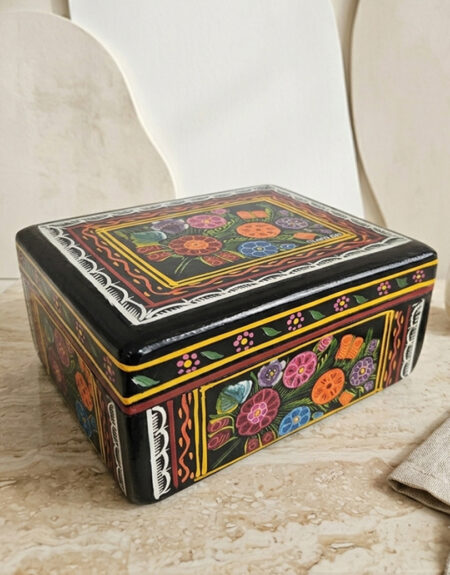 Caja de Olinalá Grande